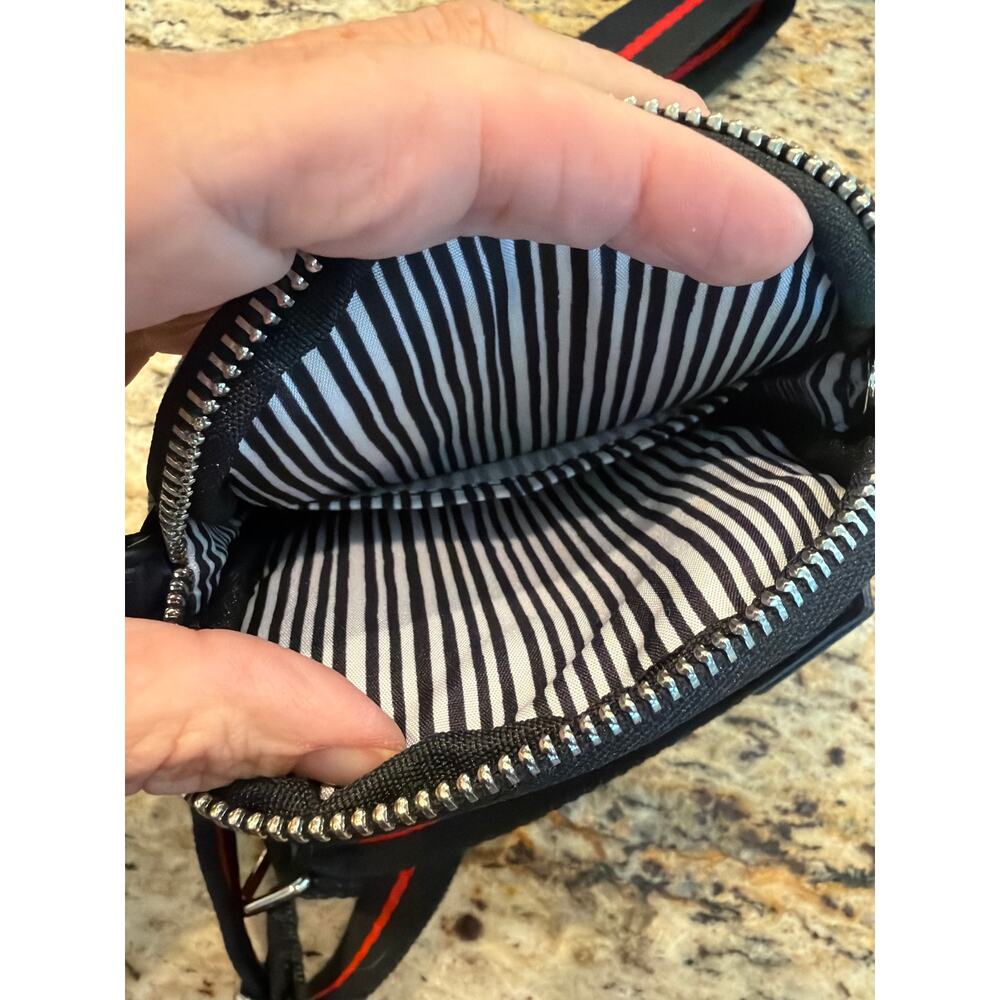 Brighton Bags Brighton Hearts A Flutter Utility Bag NWT - Picture 4 of 4